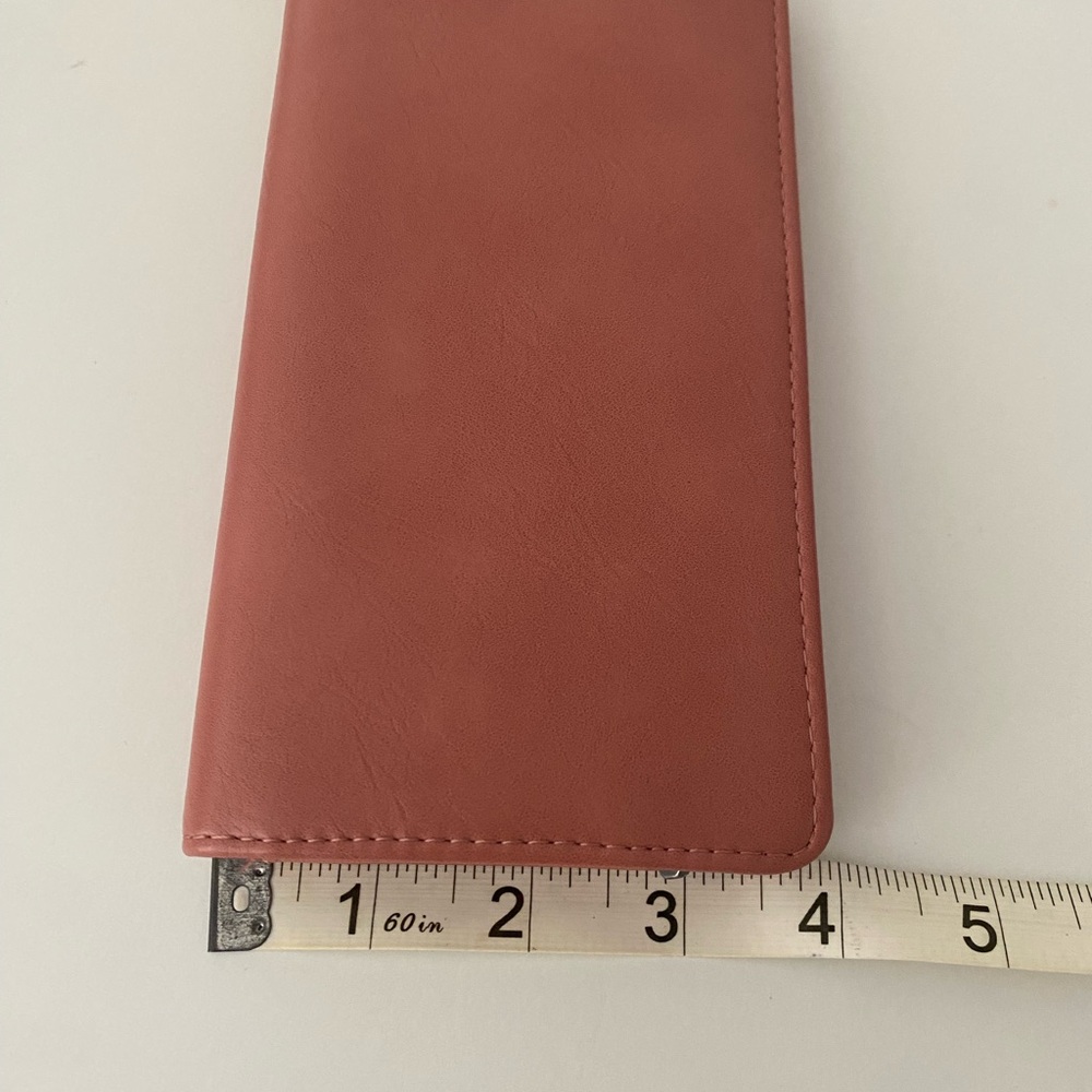 NEW! Universal Thread Wallet - Picture 9 of 9
